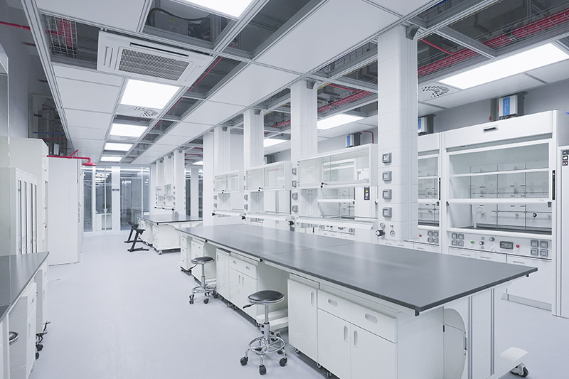 六枝特实验室革新：安全与科技的现代融合